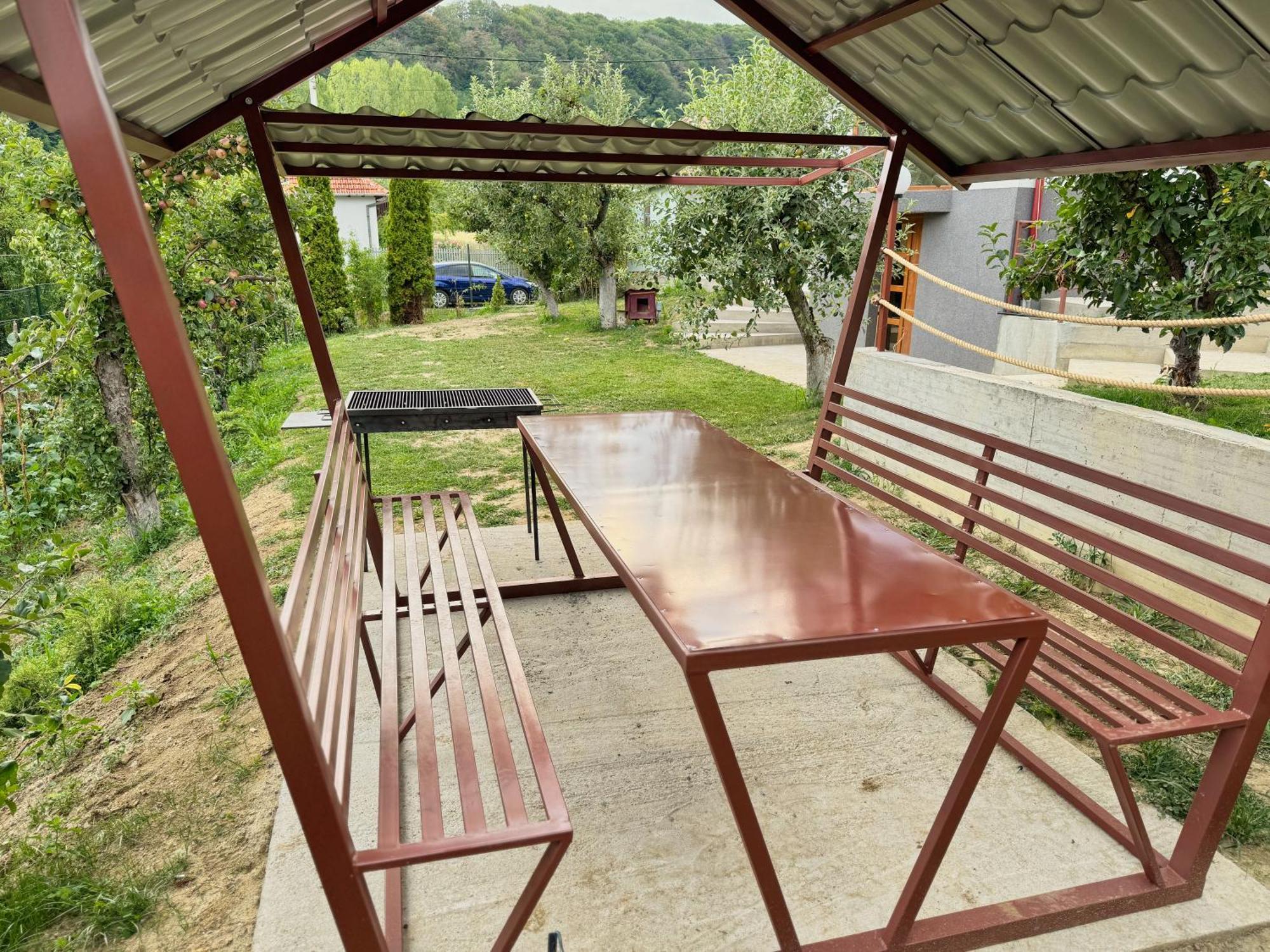 Perla Argesului, Ciubar, Piscina, Lift, Gratar, Cabana, Pensiuni, Hotel Cazare Transfagarasan Curtea De Arges Albestii de Arges Exterior photo