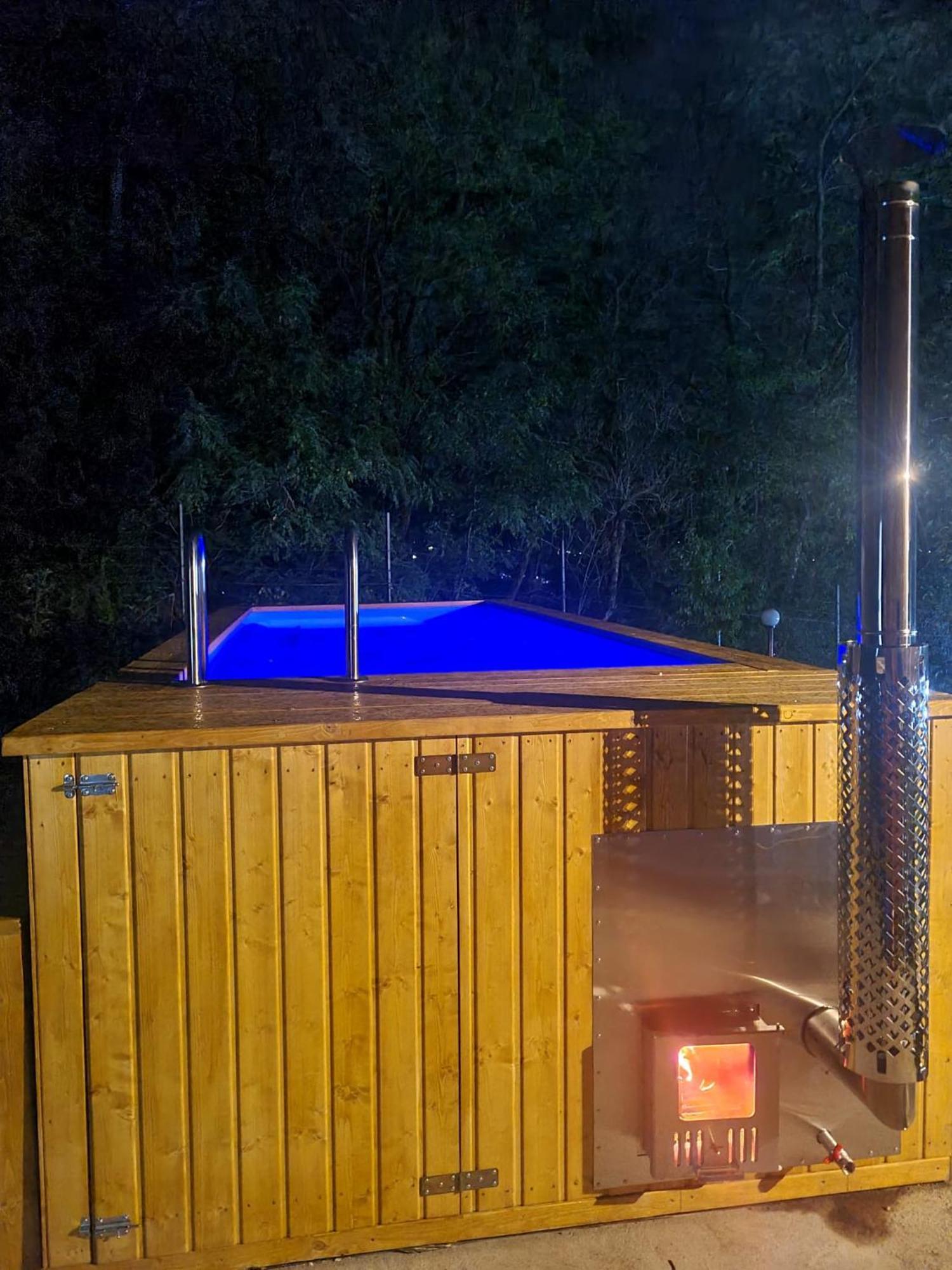 Perla Argesului, Ciubar, Piscina, Lift, Gratar, Cabana, Pensiuni, Hotel Cazare Transfagarasan Curtea De Arges Albestii de Arges Exterior photo